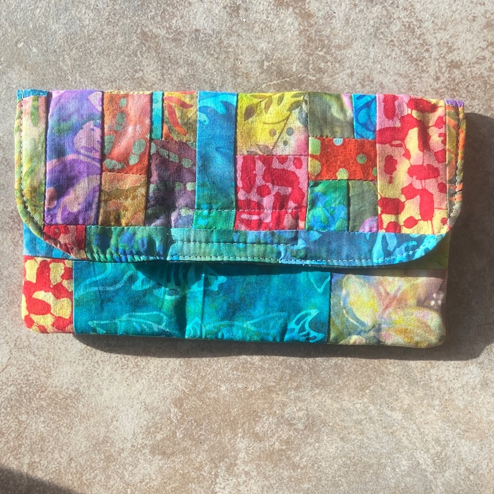 Colorful Patchwork Clutch - Picture 4 of 5